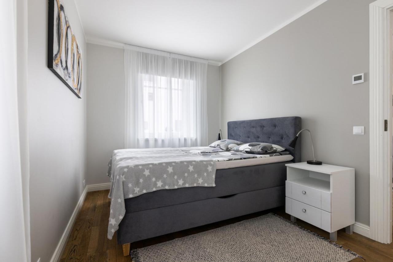 Brand New, Cozy And Quiet 1 Bedroom Apartment, Free Parking Талин Екстериор снимка