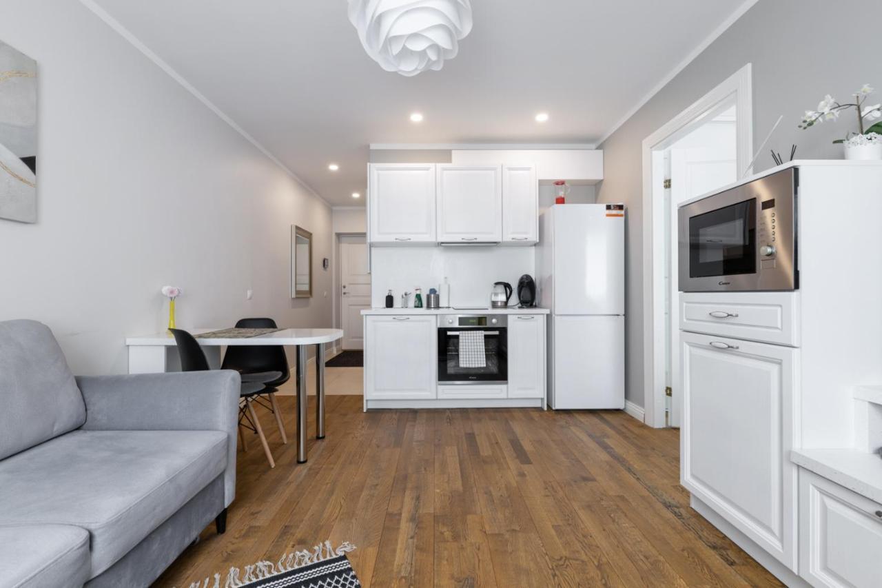 Brand New, Cozy And Quiet 1 Bedroom Apartment, Free Parking Талин Екстериор снимка